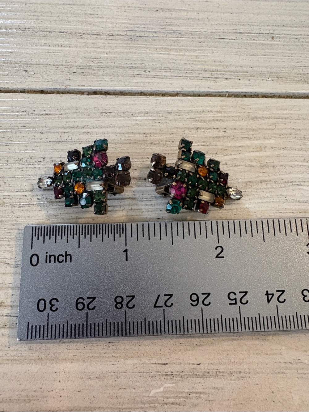 Vintage Weiss Multicolor Rhinestone Christmas Tree Clip On Earrings - Picture 2 of 4
